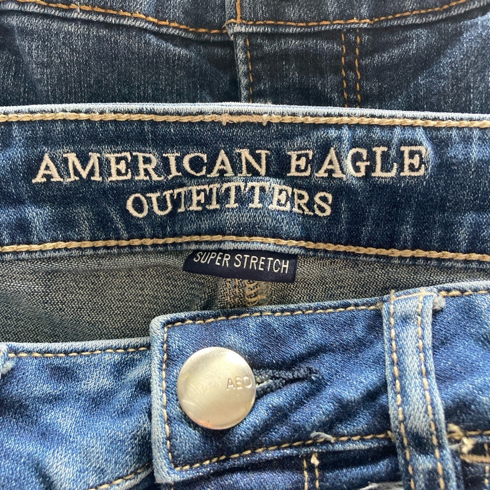 American Eagle Outfitters Denim
Superstretch High-rise Jegging 
Size 4 
Cotton - Picture 8 of 13